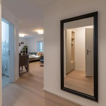 Apartment Jasminkas Host 2, Ruhig, Und Naturnah, Gratis Parkplatz Und Balkon