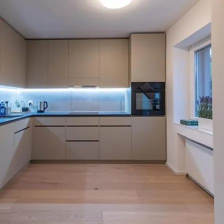 Apartment Jasminkas Host 2, Ruhig, Und Naturnah, Gratis Parkplatz Und Balkon St. Gallen