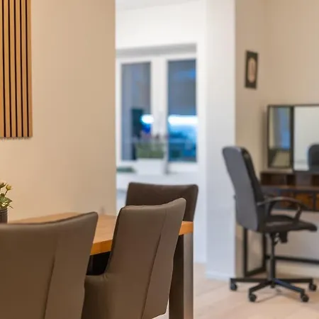 Jasminkas Host 2, Ruhig, Und Naturnah, Gratis Parkplatz Und Balkon * St. Gallen