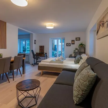 Apartment Jasminkas Host 2, Ruhig, Und Naturnah, Gratis Parkplatz Und Balkon St. Gallen