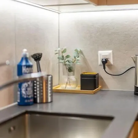 Apartment Jasminkas Host 2, Ruhig, Und Naturnah, Gratis Parkplatz Und Balkon
