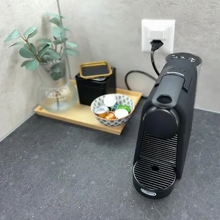 Jasminkas Host 2, Ruhig, Und Naturnah, Gratis Parkplatz Und Balkon