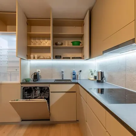 Jasminkas Host 2, Ruhig, Und Naturnah, Gratis Parkplatz Und Balkon Apartment St. Gallen