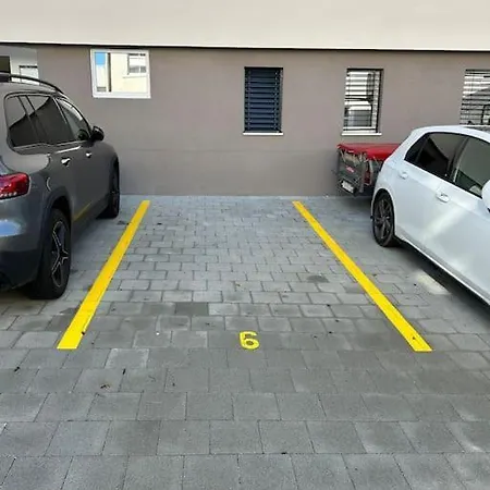 Jasminkas Host 2, Ruhig, Und Naturnah, Gratis Parkplatz Und Balkon * St. Gallen