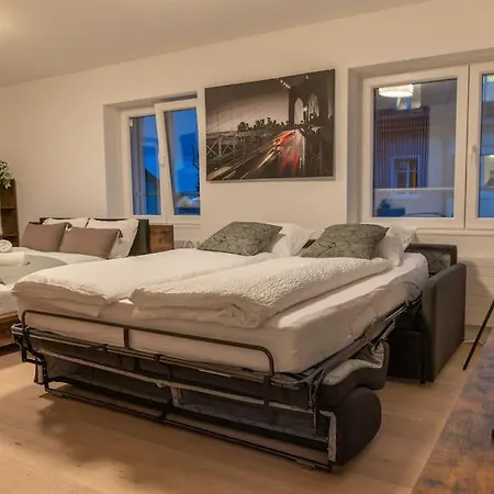 Jasminkas Host 2, Ruhig, Und Naturnah, Gratis Parkplatz Und Balkon