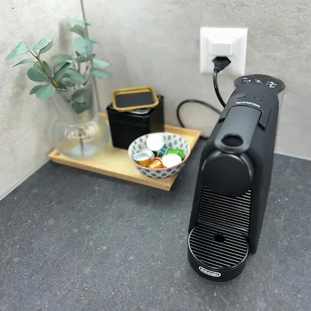 Jasminkas Host 2, Ruhig, Und Naturnah, Gratis Parkplatz Und Balkon Appartement