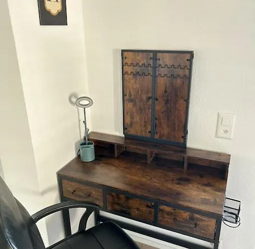 Apartment Jasminkas Host 2, Ruhig, Und Naturnah, Gratis Parkplatz Und Balkon