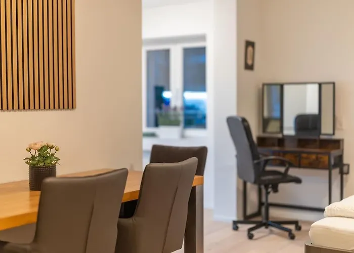 Jasminkas Host 2, Ruhig, Und Naturnah, Gratis Parkplatz Und Balkon * St. Gallen