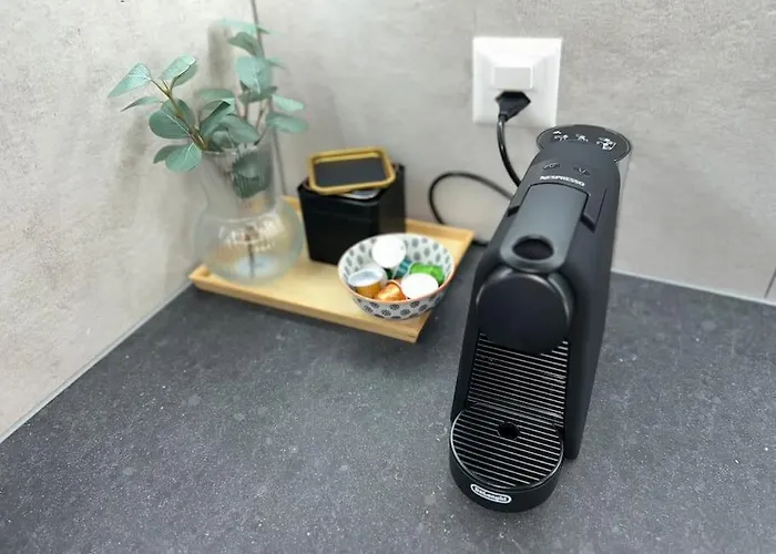 Jasminkas Host 2, Ruhig, Und Naturnah, Gratis Parkplatz Und Balkon