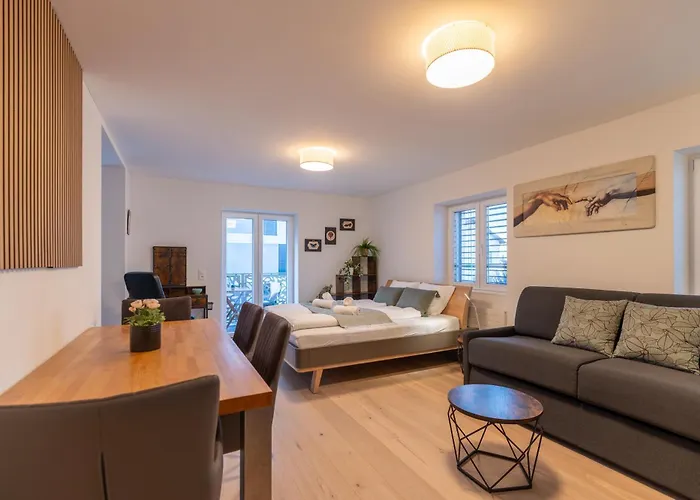 Apartment Jasminkas Host 2, Ruhig, Und Naturnah, Gratis Parkplatz Und Balkon St. Gallen