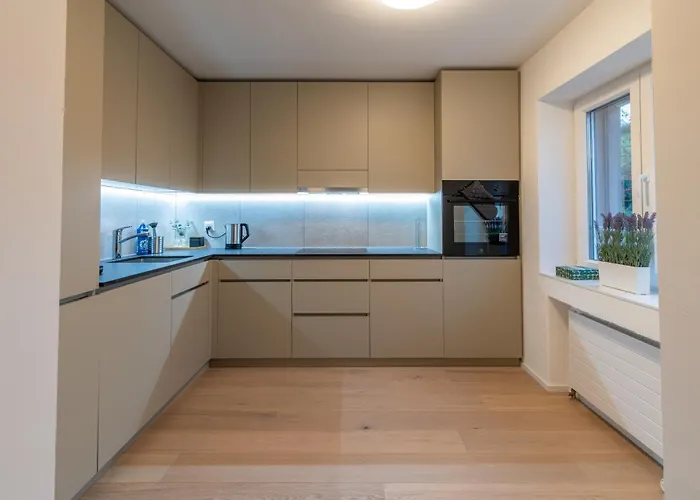 Jasminkas Host 2, Ruhig, Und Naturnah, Gratis Parkplatz Und Balkon * St. Gallen